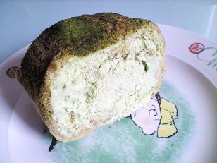 抹茶ロールケーキはじっこの写真